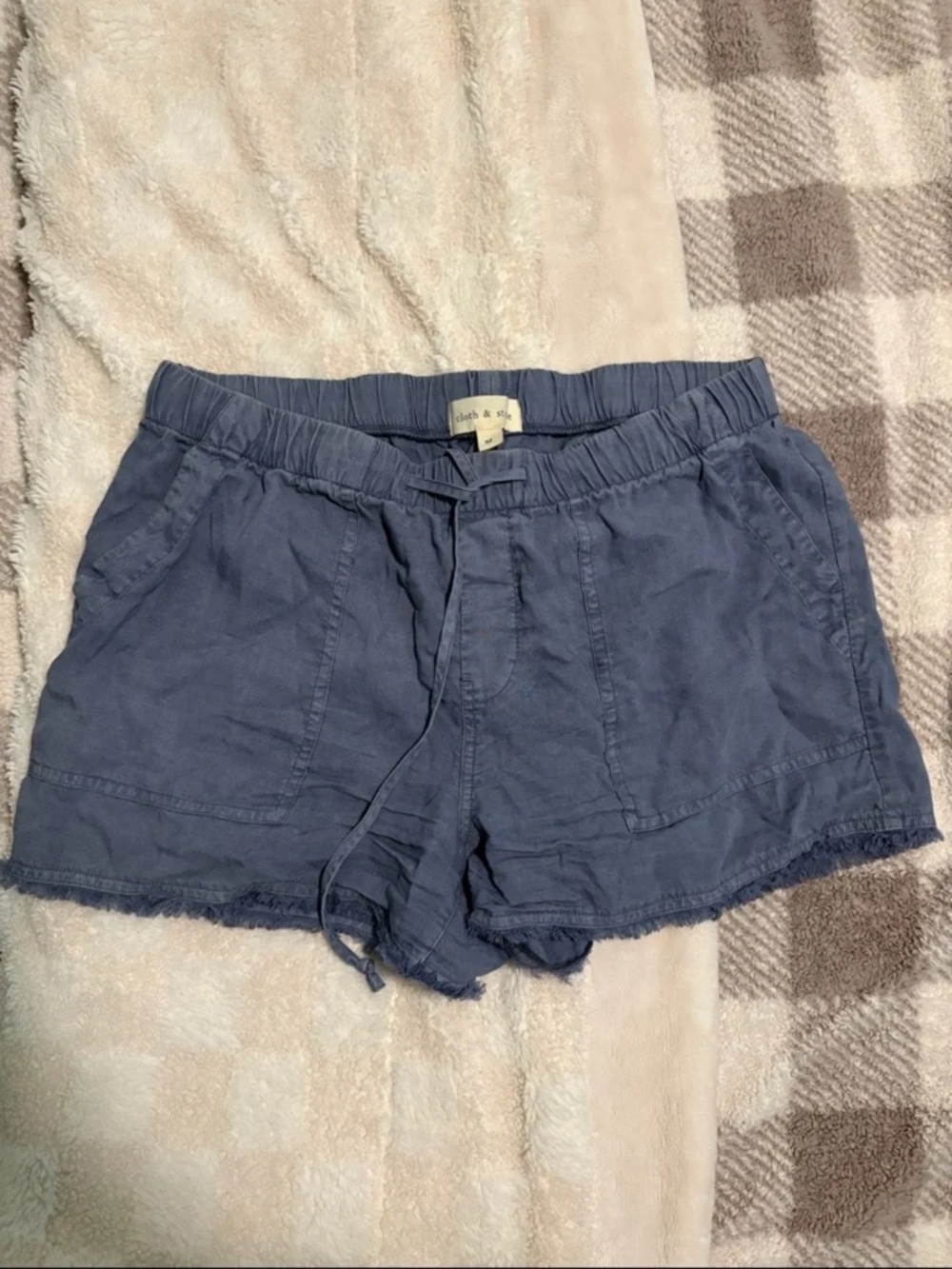 Cloth & Stone Casual Summer Shorts | Drawstring Waist | Medium